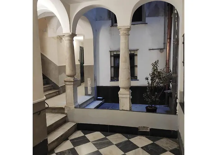 アパート Alessandra's